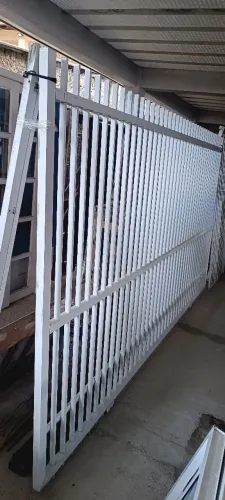 Portão de alumínio 2m x 3.60 VENDE-SE