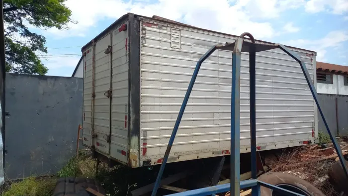 Bau usado termico wats * para caminhão 3l4