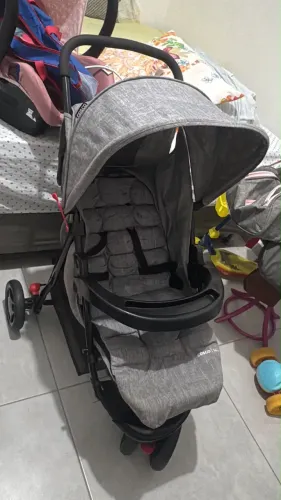 CARRINHO DE BEBÊ