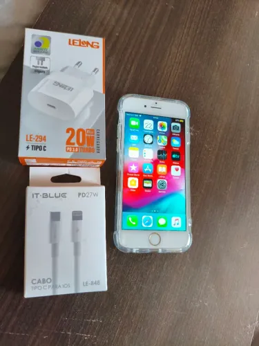 iPhone 6, 16 gigas, funcionando certinho. Ideal como um segundo aparelho ou para crianças