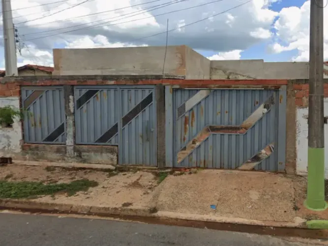 Casa 3 quartos, sala, garagem, Jardim São Lucas, Pirassununga SP
