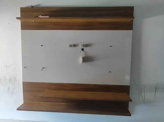 Painel para tv, semi novo