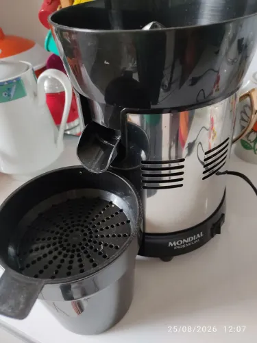 Vendo expremedor de laranja mondial turbo