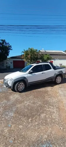 Fiat Strada Adventure1.8/ 1.8 Locker Flex CD 2011