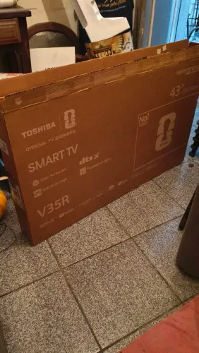 Caixa de televisão 43