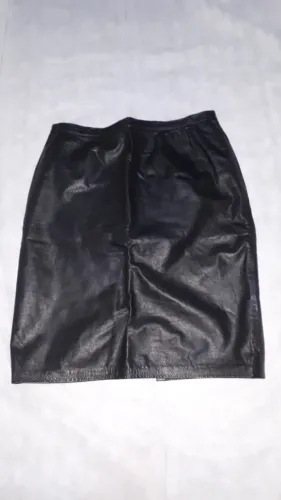 Saia Midi Couro Preta - Tam M