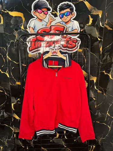 Velejador Tommy Hilfiger