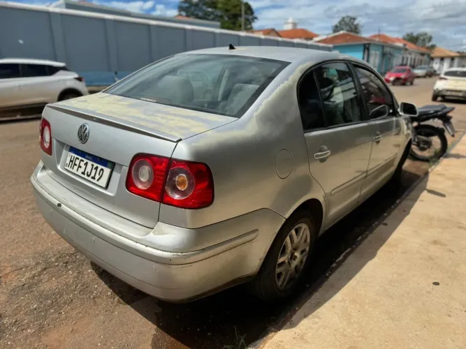 Volkswagen Polo Sedan 1.6 MI Total Flex 8V 4P 2008
