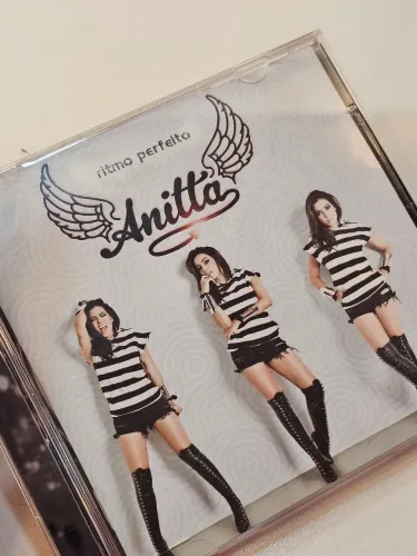CD Anitta Ritmo Perfeito ORIGINAL