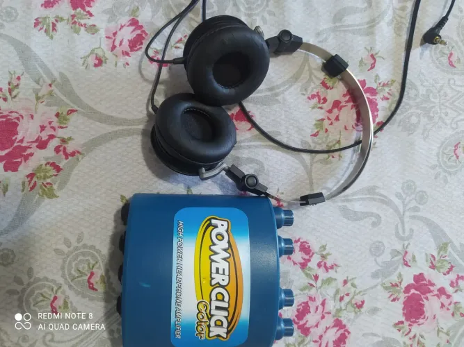 Power Click e Fone AKG