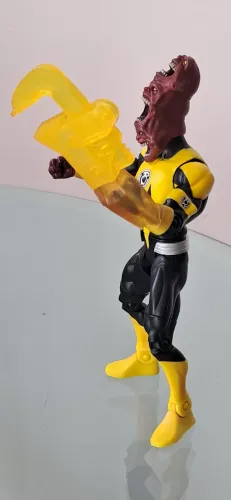 Lanterna Amarelo Maash (Tropa Sinestro) - DCUC Mattel