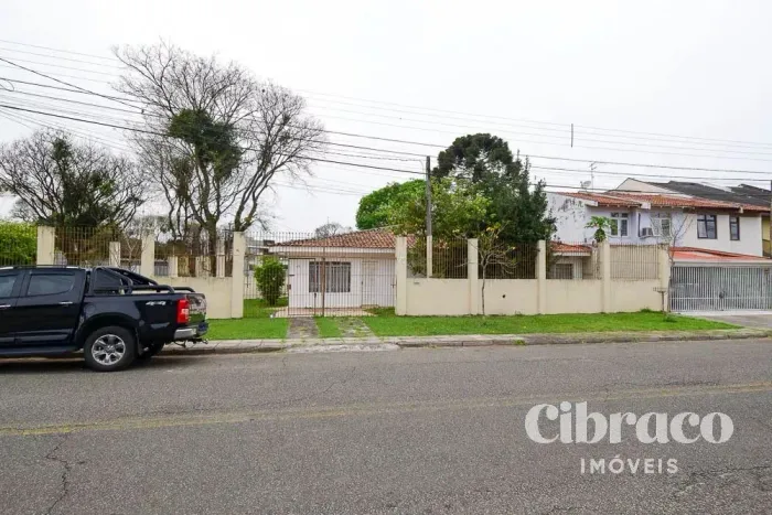Casa Comercial no Jardim das Américas com 9 salas de 164,80m²