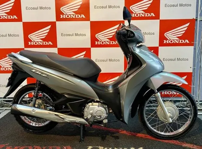 Honda Biz 110I.
