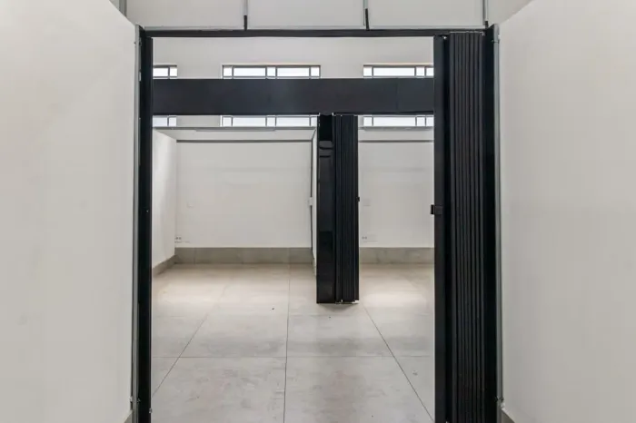 Loja em galeria na Avenida Luís Pires de Minas, 1433 - loja 6 5 m²