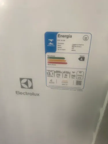 geladeira electrolux re31 nova lacrada 