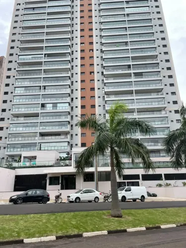 APARTAMENTO para venda possui 153 metros² com 3 suítes e 3 vagas carro.