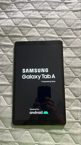 Tablet Samsung 10.1 polegadas com capa survivor