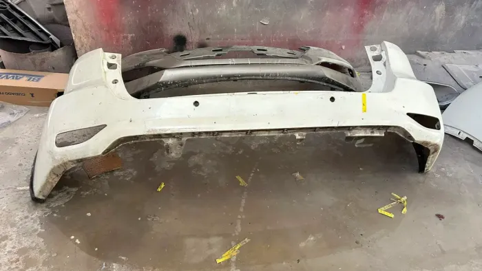 Vendo dois para choque da Hilux e um da HB20