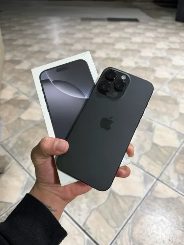 iPhone 16 pro Max 