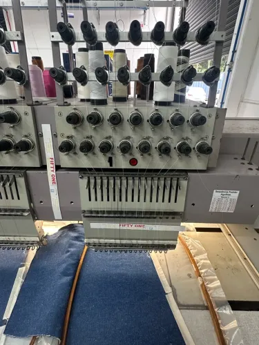 Maquina de Bordar industrial ZSK 15 cabeças