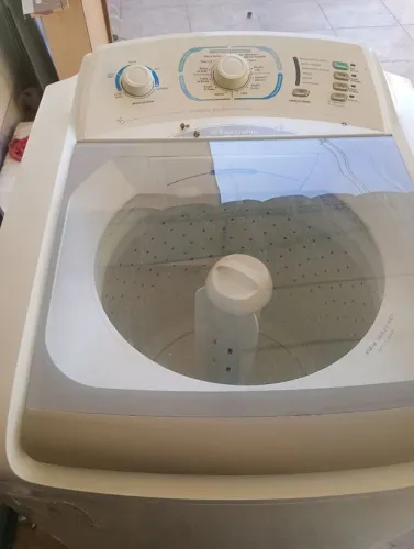 Vende-se máquinas lava roupas 15 kilos