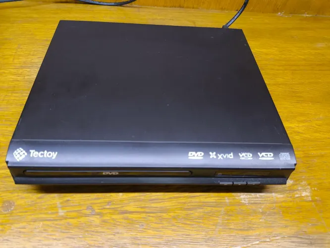 DVD Player Tectoy DVT C100 - Bivolt (Xvid / VCD)