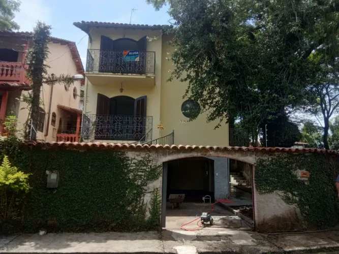 Casa para venda com 229 metros quadrados com 3 quartos em Jardim Brasília - Resende - RJ