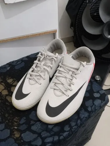 Tenis chuteira , socyeit