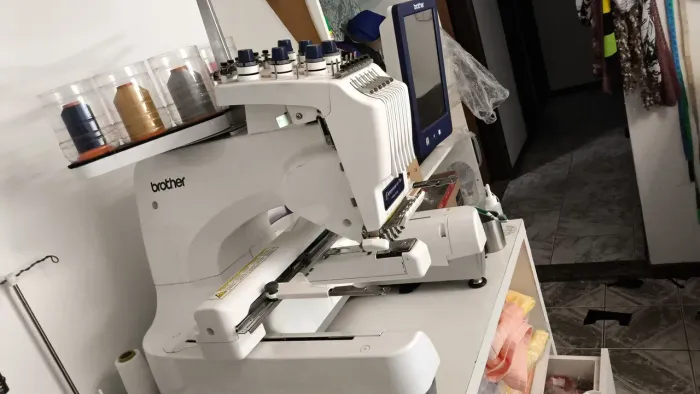Vendo máquina de bordar