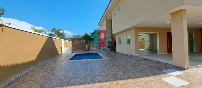 Recreio dos Bandeirantes | Casa de Condomínio 4 quartos, sendo 4 suites