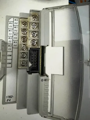 CLP Allen Bradley 1762-if4 4 Entradas Analógicas Micrologix