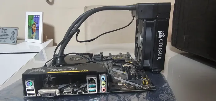 Placa mãe tuf b360m + i7 8700