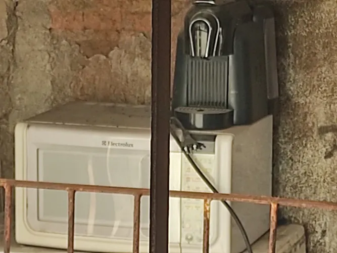 Micro ondas e cafétera