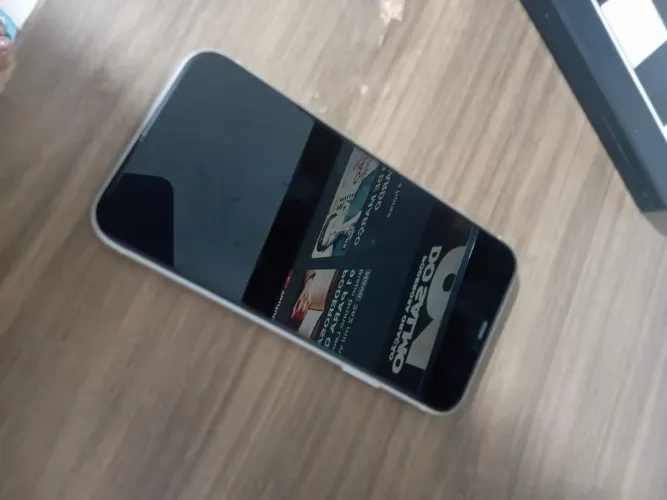 iPhone 11 tudo ok peças nunca foram trocada sem um fio de cabelo