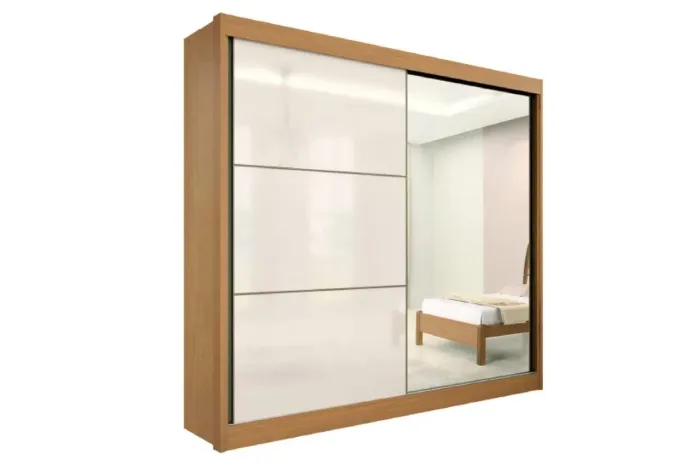 Guarda-Roupa com Espelho - Semi Novo