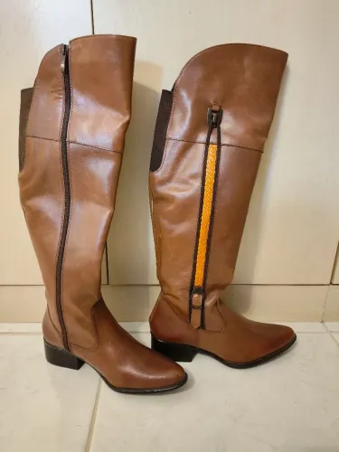Bota cano alto