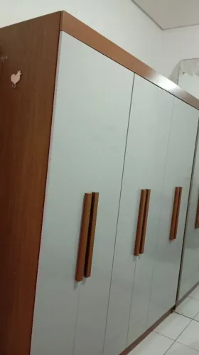Guarda roupa novo