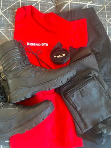 Uniforme Brigadista Completo