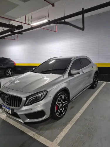 Mercedes-Benz GLA 250 Sport TB 16V 4X4 211cv Aut. 2017