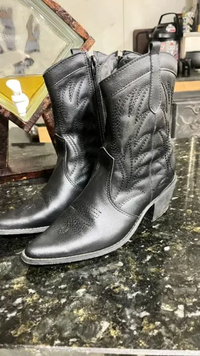 bota texana tamanho 35