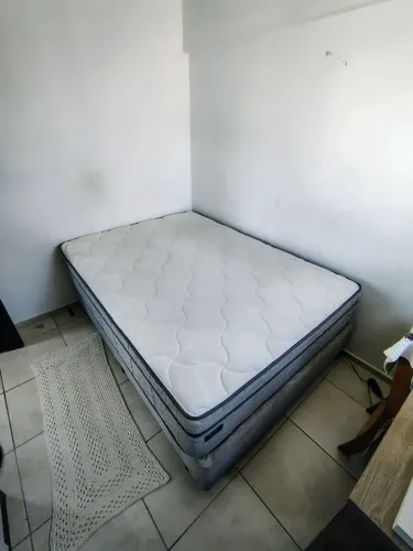 Colchão Casal Mannes Com Box 1 ano uso 