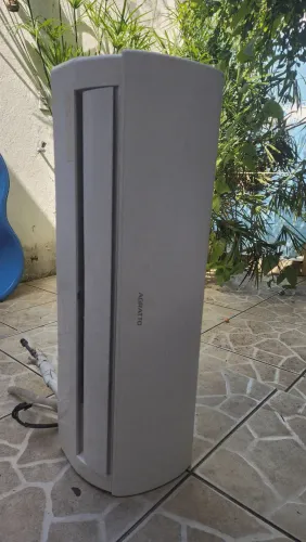 Ar-condicionado Agrato 9mil Btus - semi novo