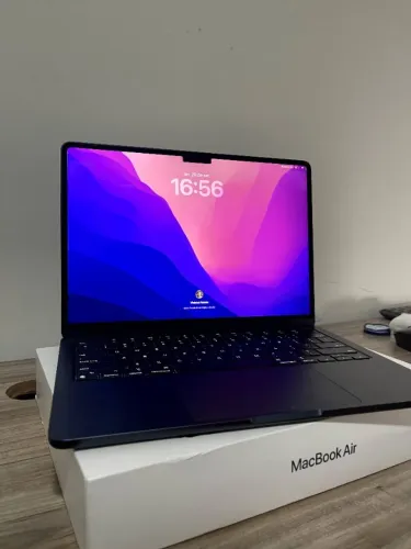 MACBOOK AIR M2 8GB 256GB SSD