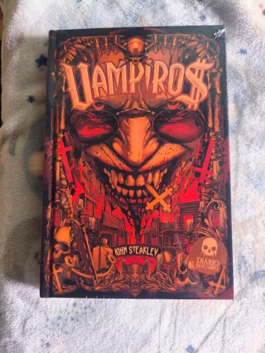LIVRO VAMPIROS - JOHN STEAKLEY