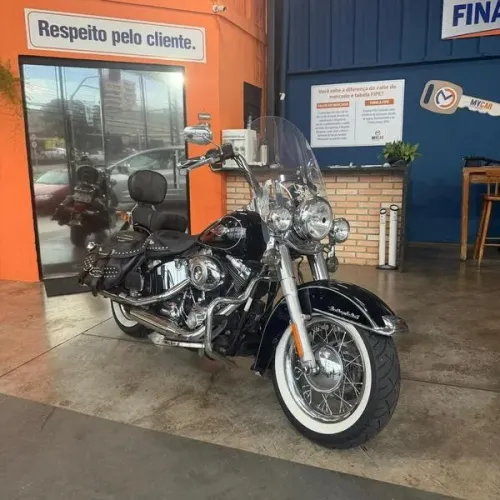 HARLEY-DAVIDSON FLSTC 2013