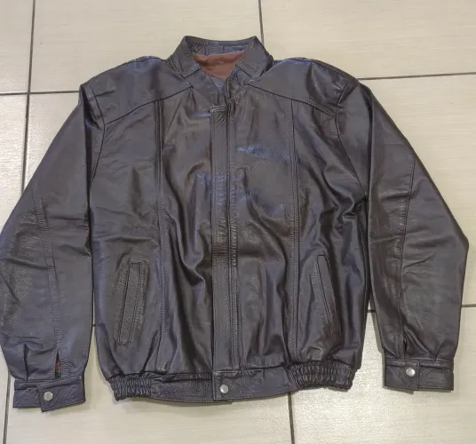 Jaqueta de couro legítimo, XL/ GG, fabricação Argentina, Nova!!!