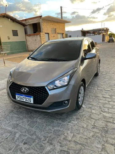 Hyundai HB20 Unique 1.0 Flex 12V Mec. 2019