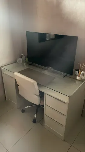 VENDO ESCRIVANINHA- FAÇO NEGOCIAÇÃO