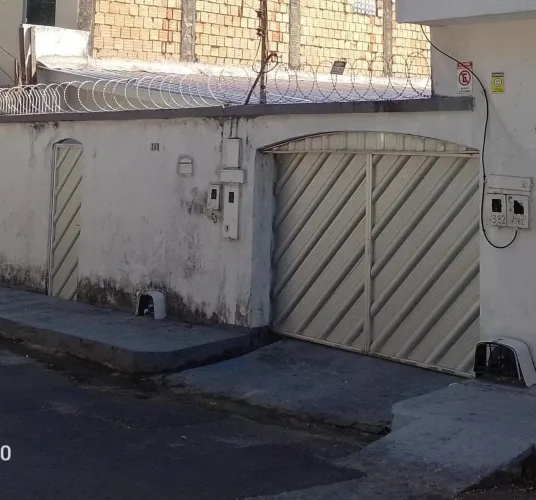 Casa espaçosa com área privativa
