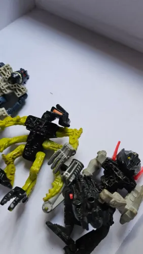 boneco bionicle mcdonalds mclanche feliz 2009 - lego 